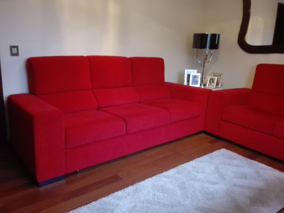 Vendo 2 Sofas em tecido.