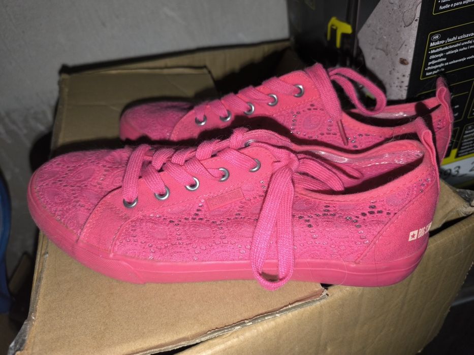 Damskie trampki ażurowe Big Star 41