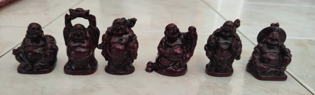Conjunto de 6 budas