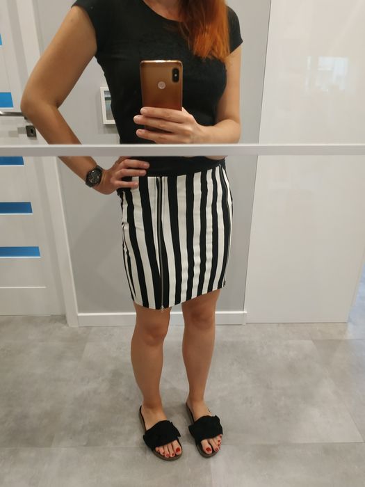 Spódnica w paski New Yorker rozmiar M 38