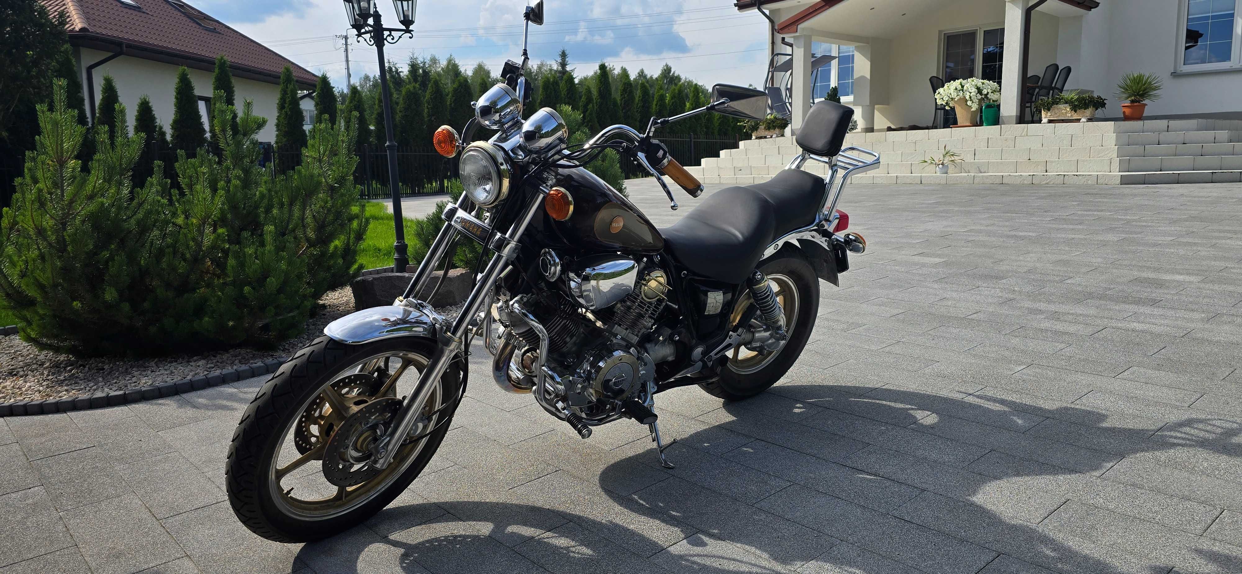 Motocykl Yamaha XV 1000