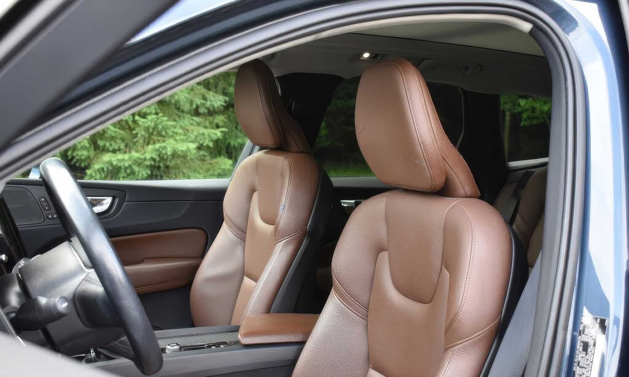 2019 Volvo XC60 T5 Momentum
