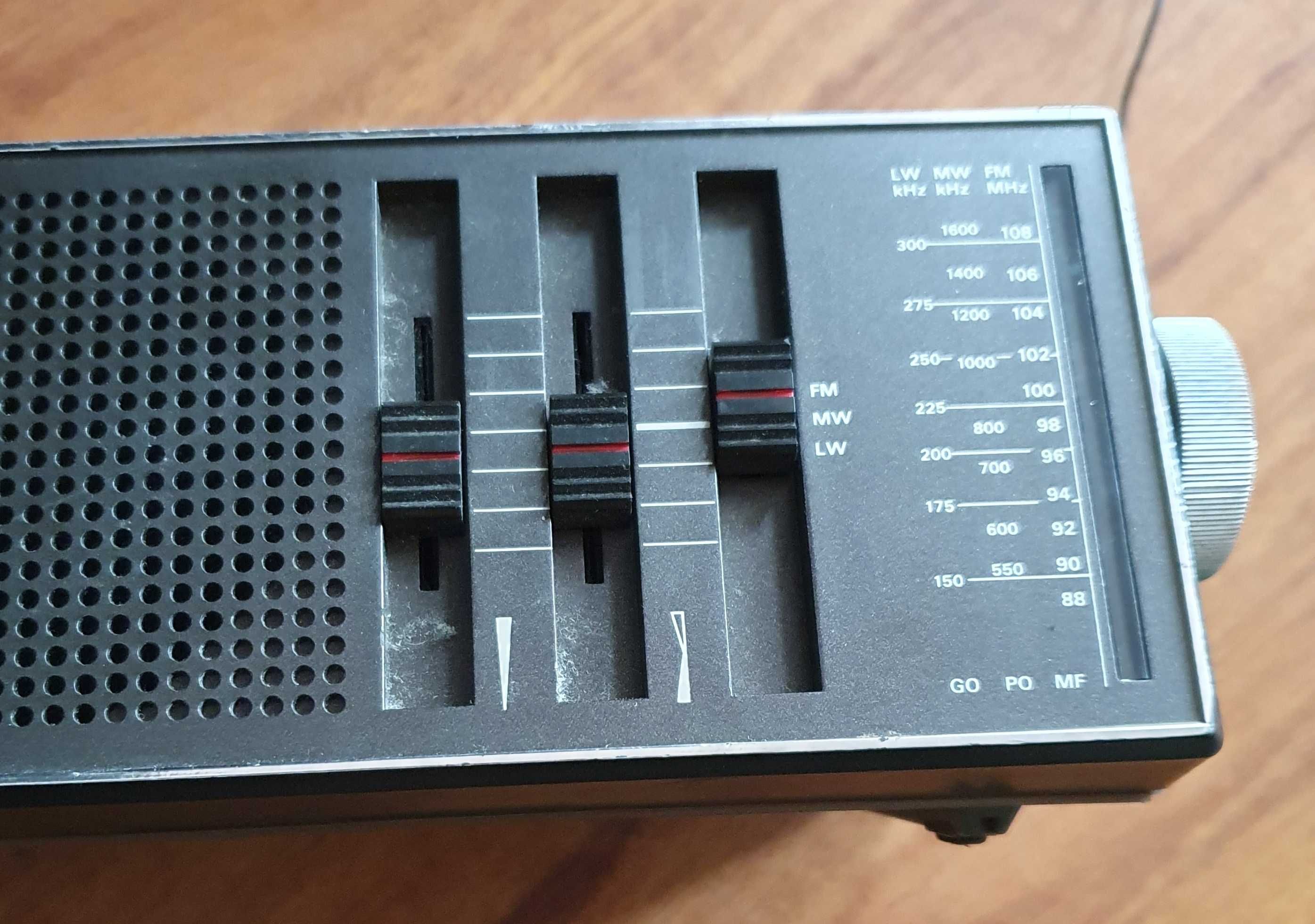 Stare radio Grundig Sono CLOCK 320