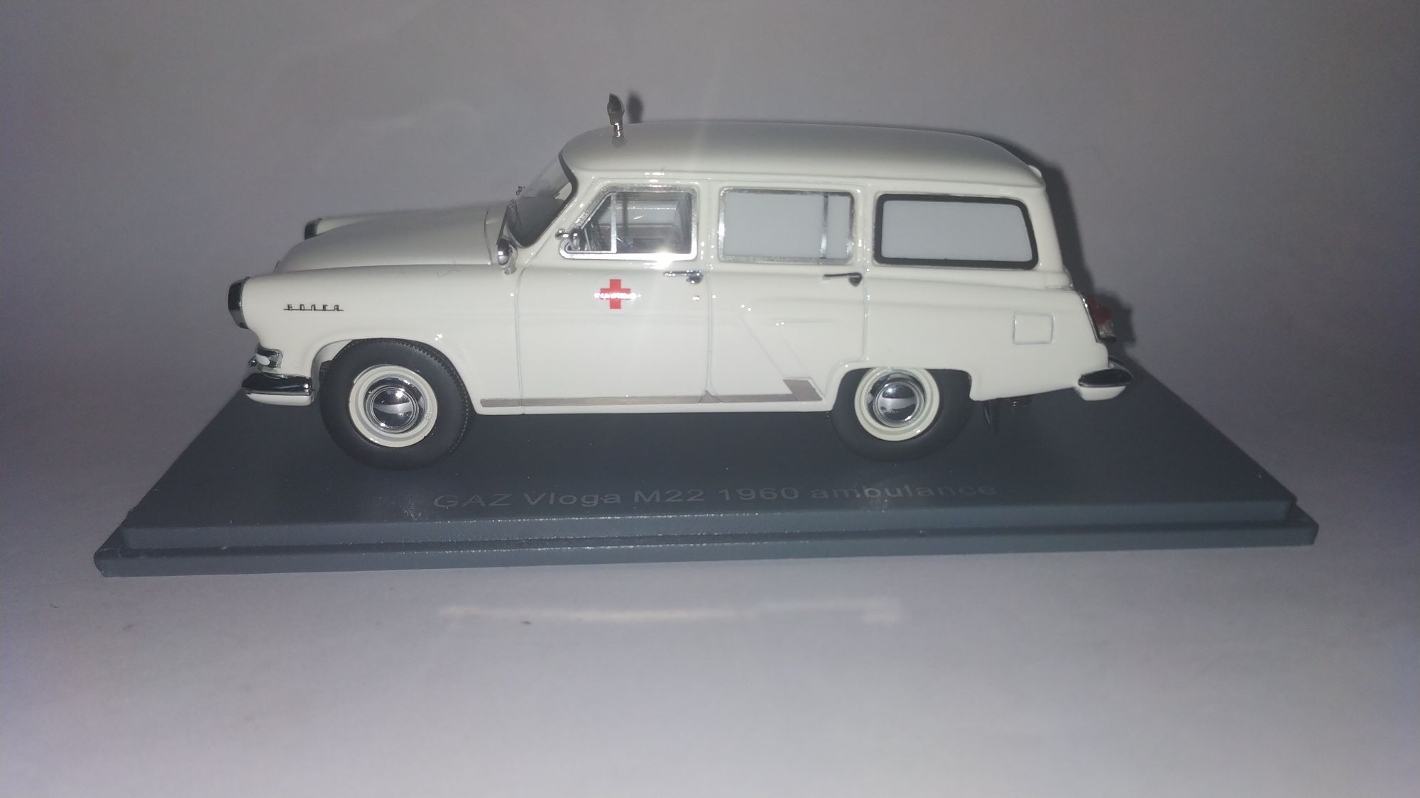 NEO GAZ Volga M22 1960. Ambulance.