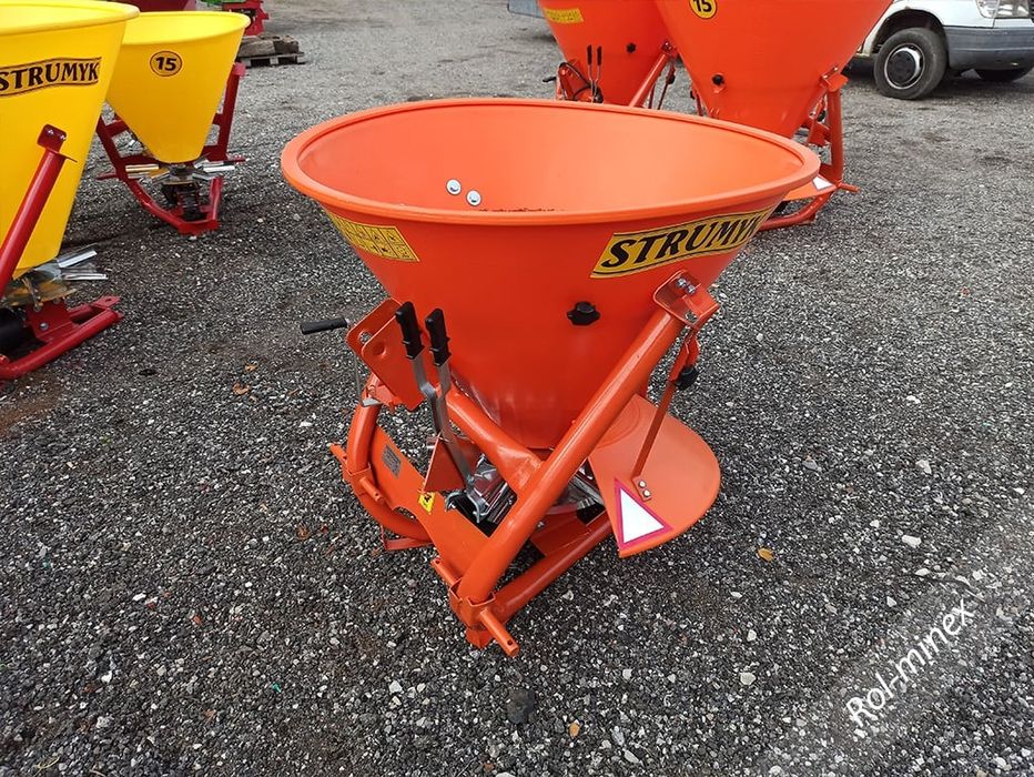 Posypywarka do piasku i soli Solarka Transport