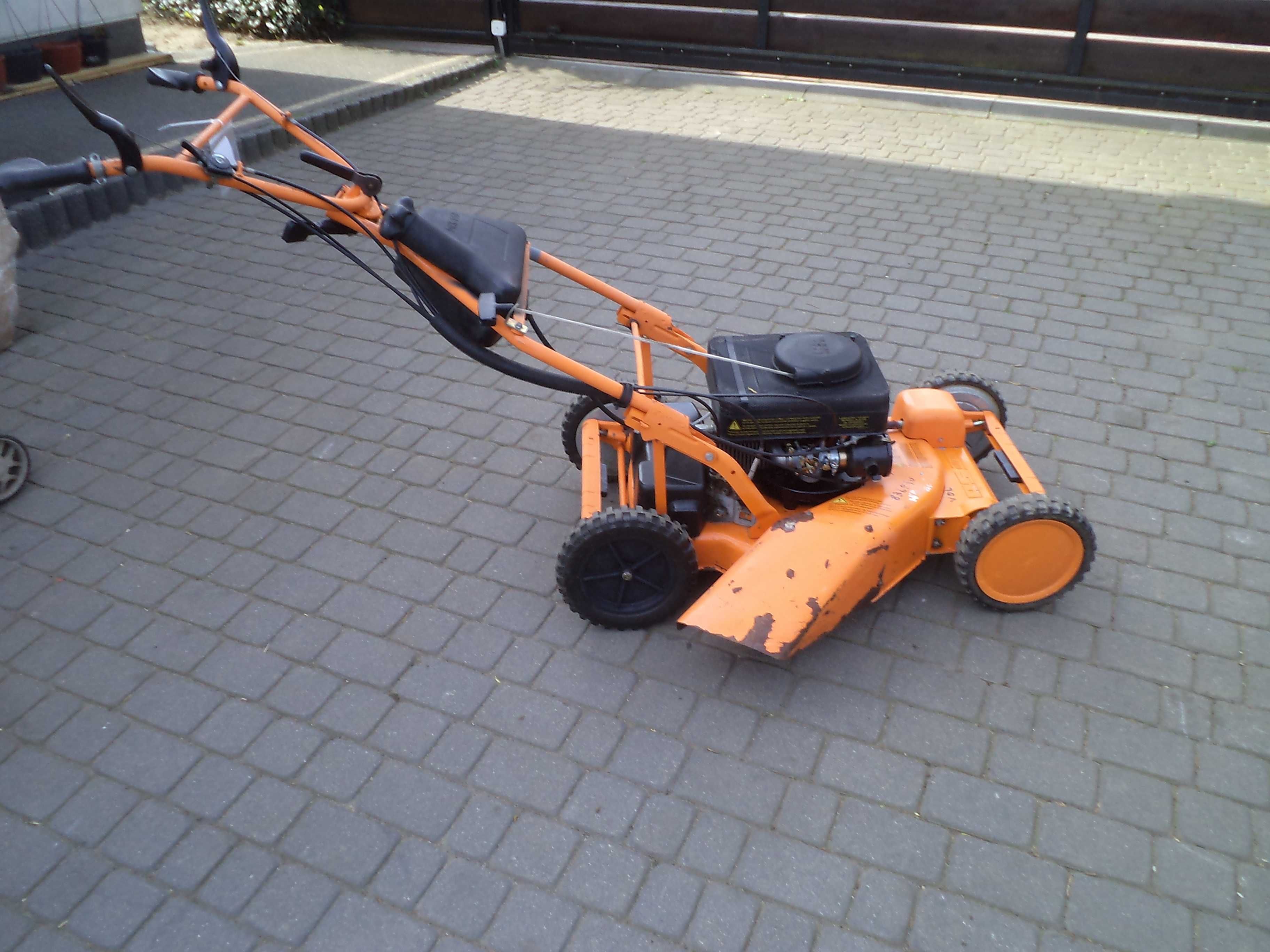 Kosiarka spalinowa 2 takt dwusuw As Motor 165CE 53 BR5  B6 RB 4 X 4 WD