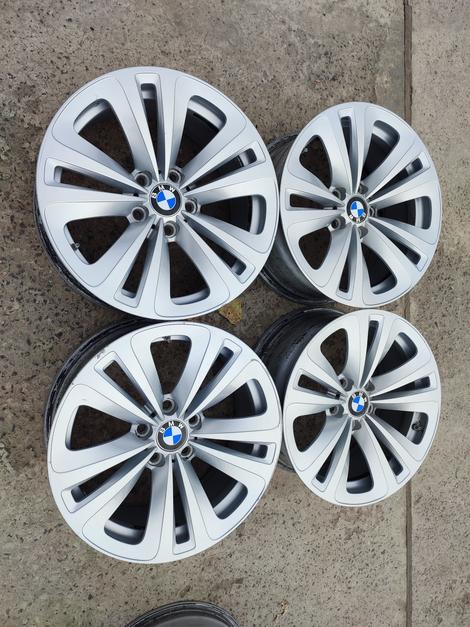 Диски 5/120 R18 BMW ET30