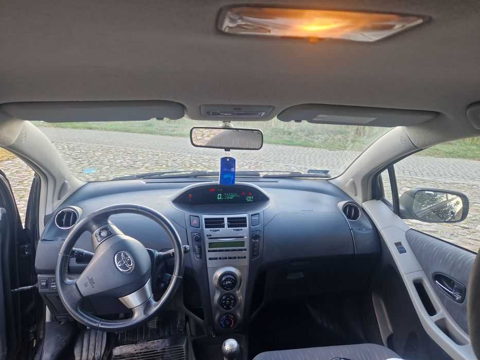 TOYOTA YARIS II 2009 warto/ okazja