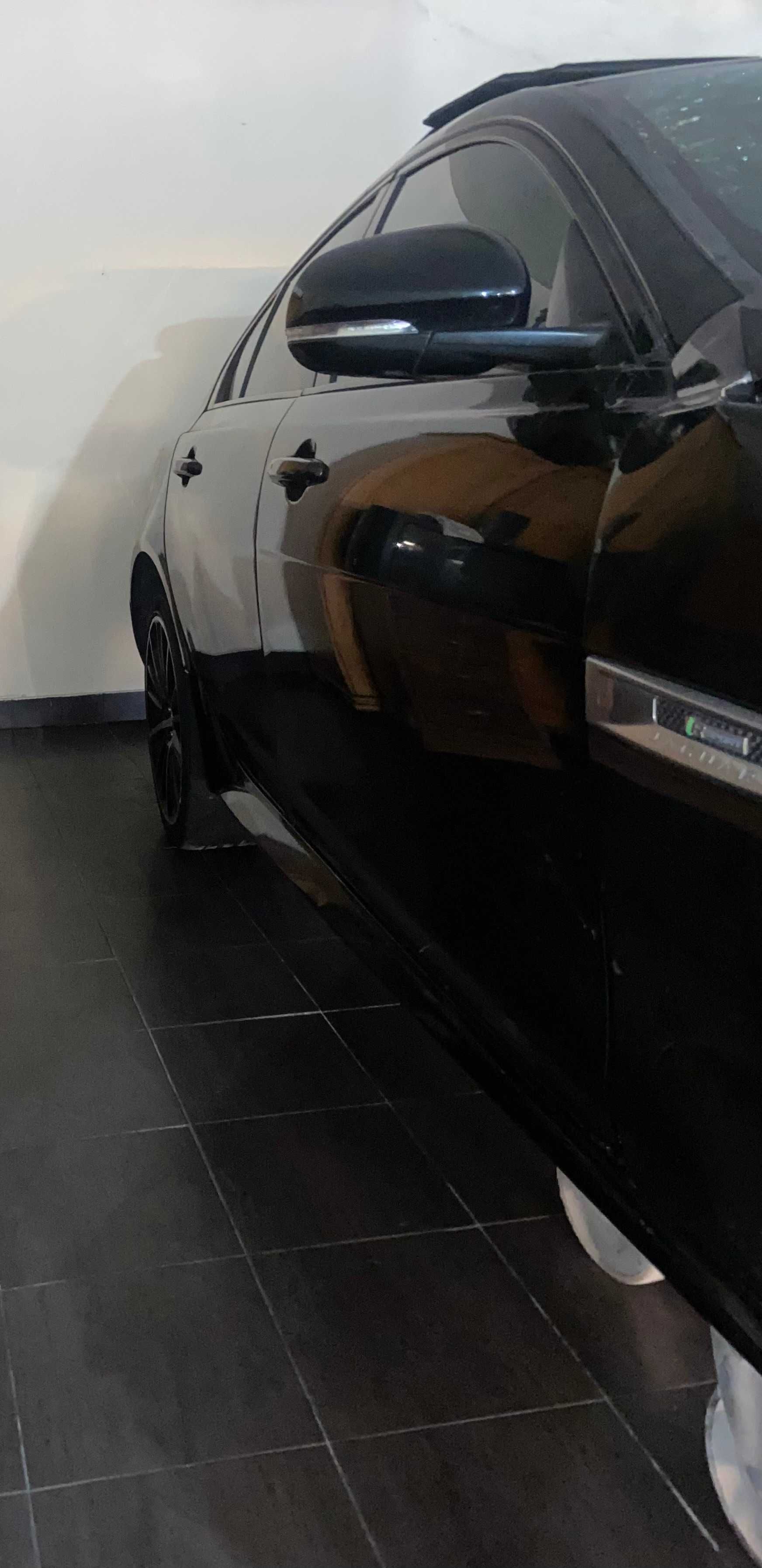 Jaguar XE 2.0 RD-SPORT Venda para Peças Sob Orçamento