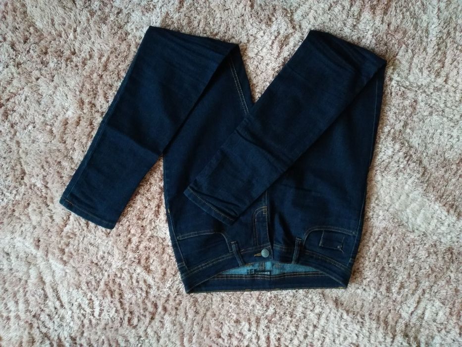 Nowe spodnie jeansowe/rurki 38