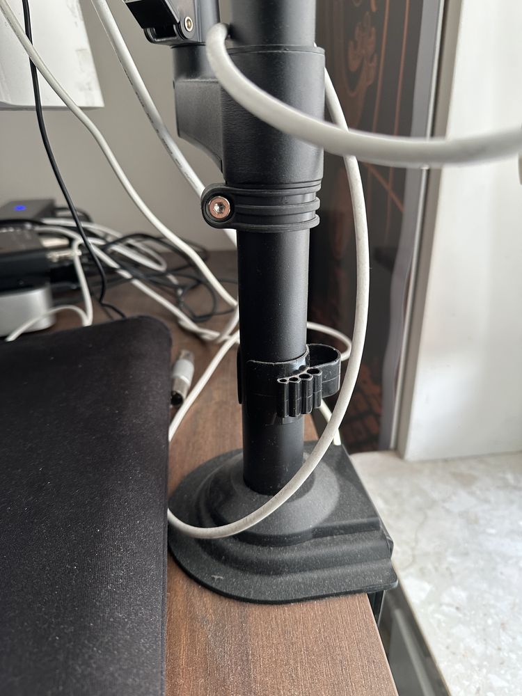 Monitor LG UHD ~32 cale 4k 32UD99