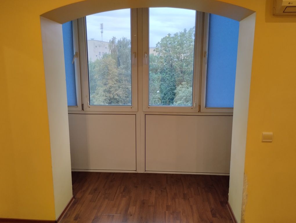 Оренда 2 к бульвар, центр, Печерська, світло не вимикають.