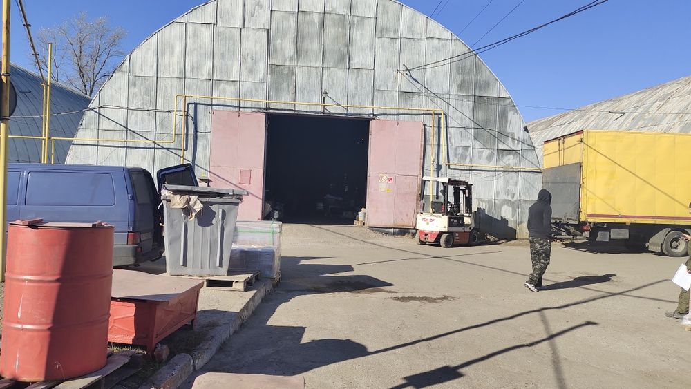 Сдам в аренду ангар   под склад