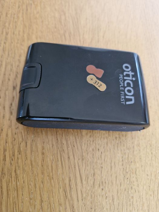 Aparat słuchowy - Oticon