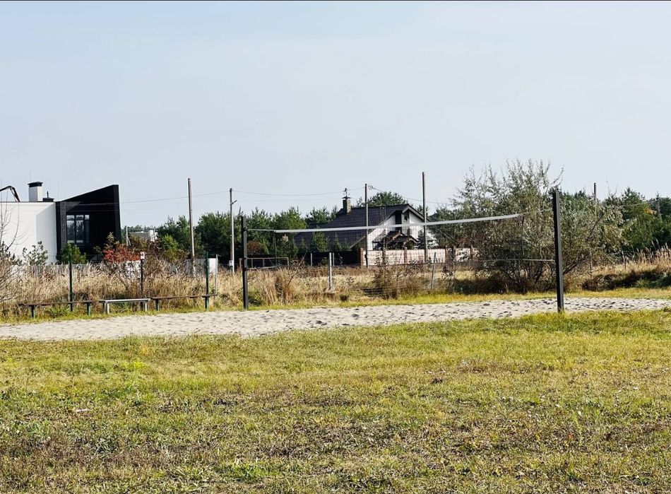 Продам участок в Обуховке со своим берегом в закрытой территории