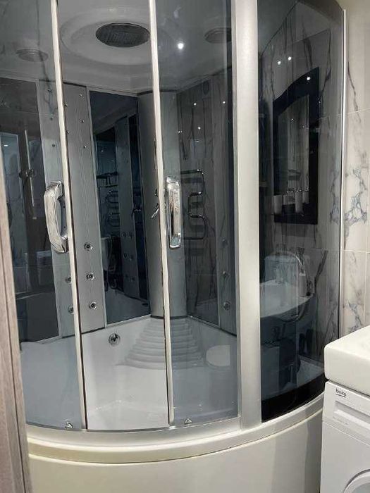 5 Заречный люкс 700 грн.Рядом ТЦ TERRA.Без отключений!