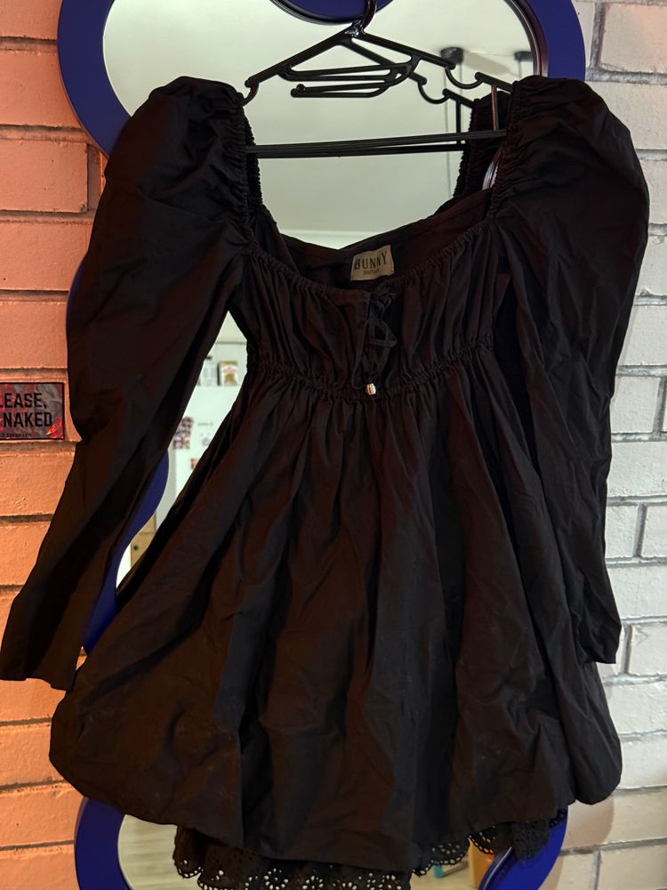 Стильна чорна сукня від Bunny Boutique — майже нова!