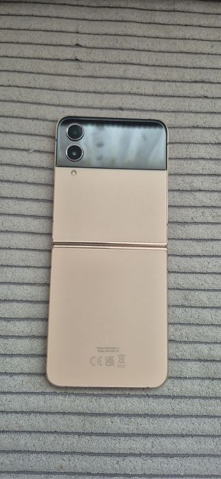 Samsung flip 4 stan idealny