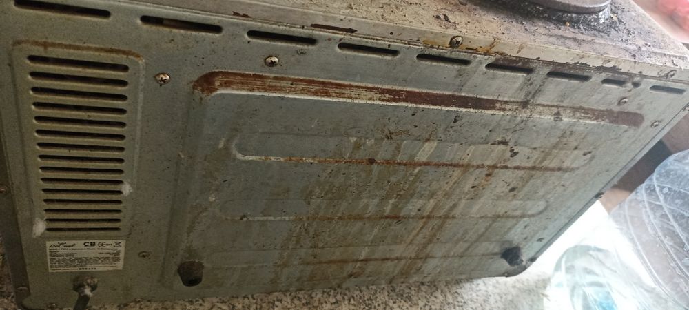 Продам електроплиту