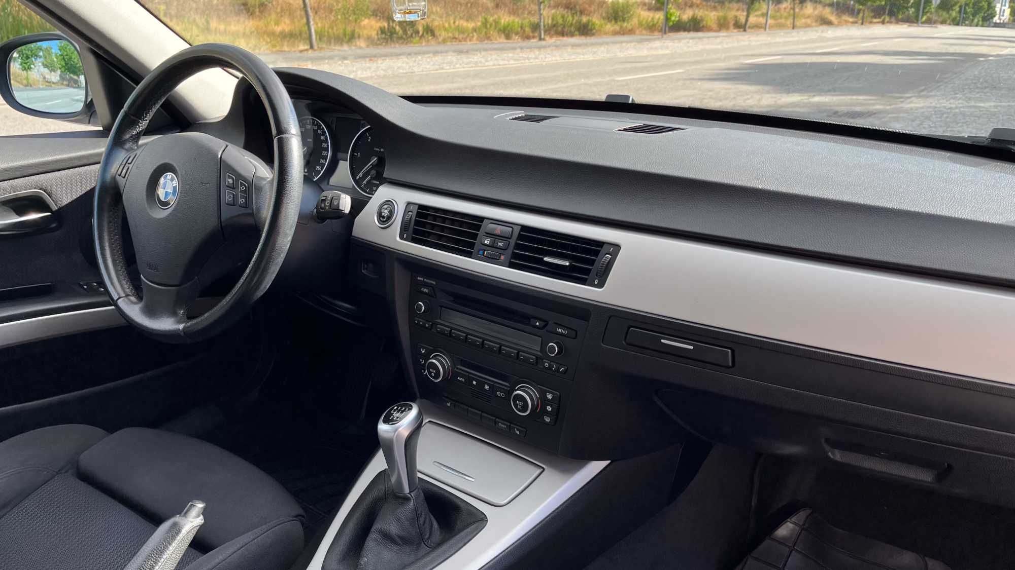 BMW 318d Touring - 2008 | 152.000 km