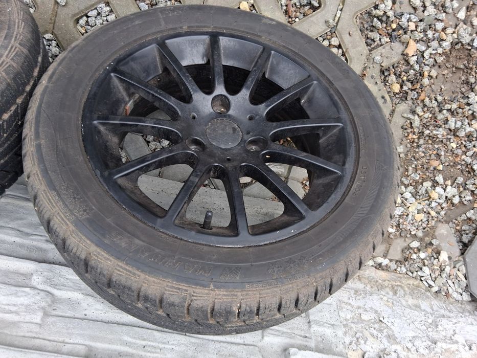 Sprzedam opony zimowe 175/55/15 stan dobry