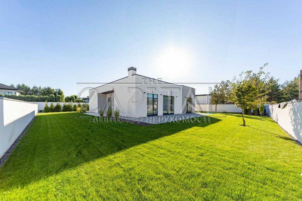 Продаж / Будинок / 175 м2 / Дмитрівка / вул. Привітна, 1