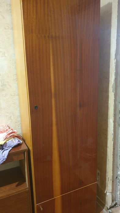 Безкоштовно до 10.11.25, шафи, серванти