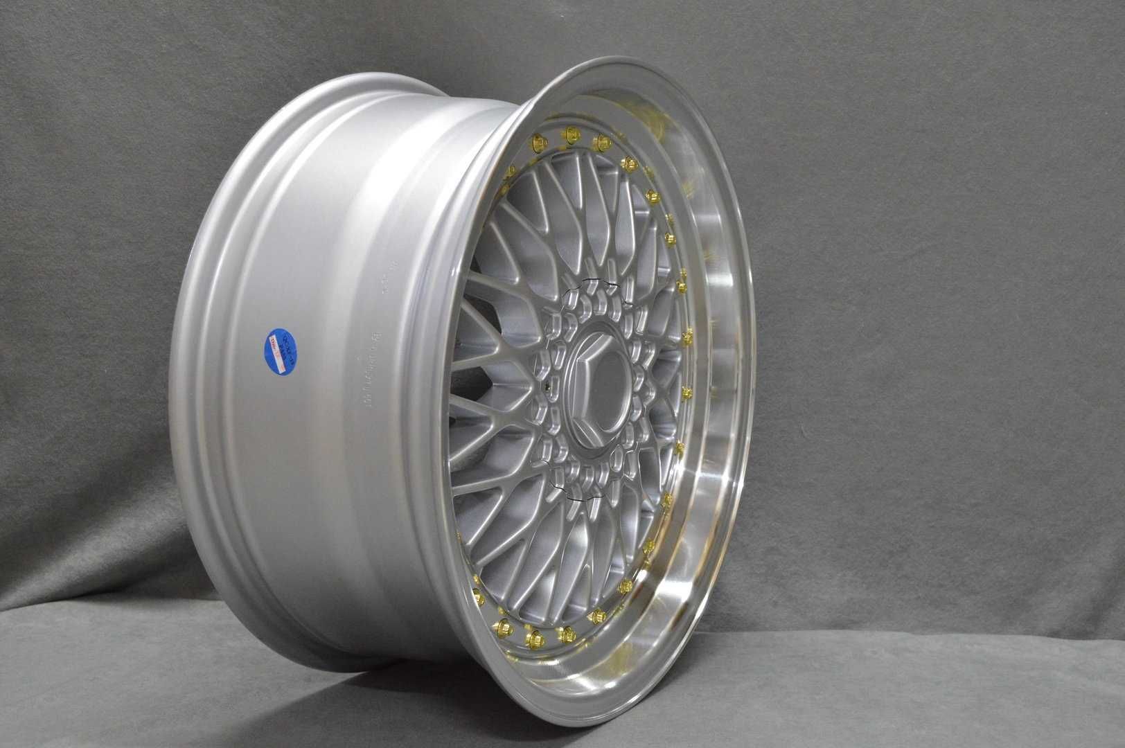 Felgi DARE RS 18" 8J ET42 4x100/5x100 SL Golden Rivets