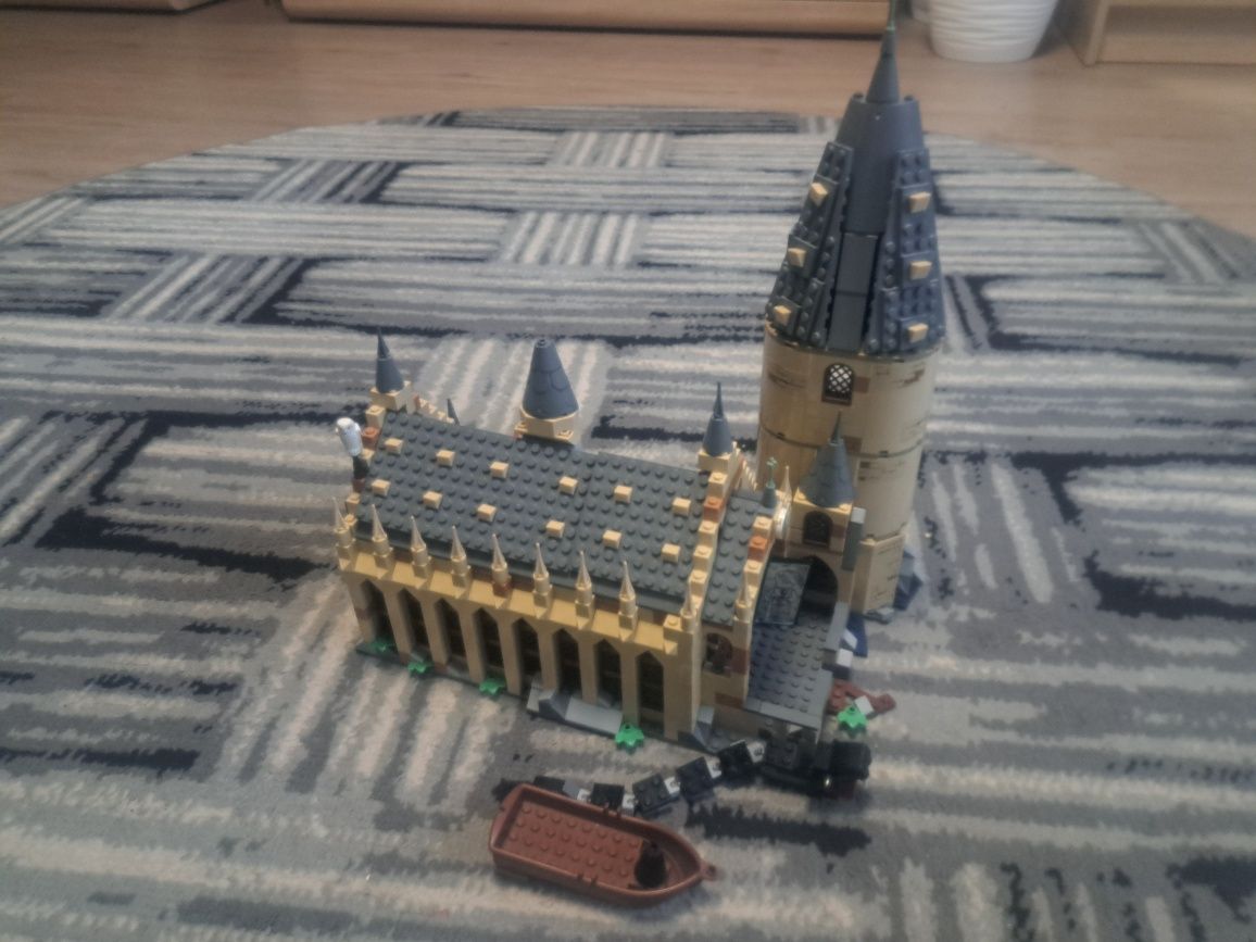 Wielka sala w Hogwarcie lego 75954