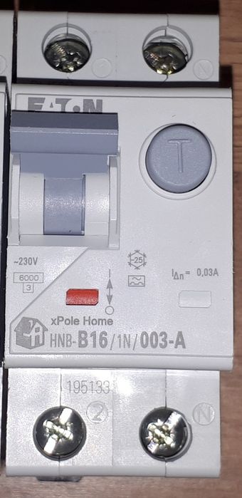 NOWY wylacznik RCBO Eaton B-16, 30mA