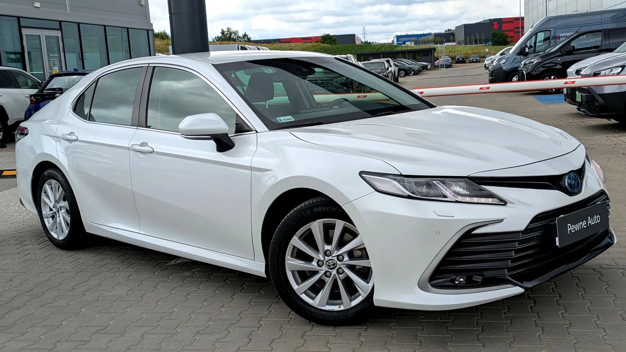 Toyota Camry 2.5 Hybrid Comfort Salon Toyota