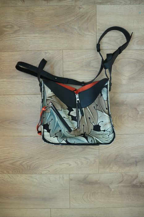 Жіноча сумка Loewe