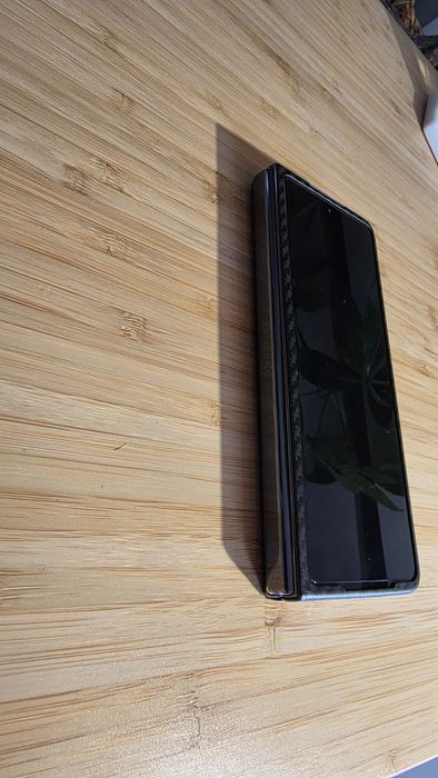 Samsung Galaxy Z Fold5 256GB czarny – stan idealny, z etui i folią