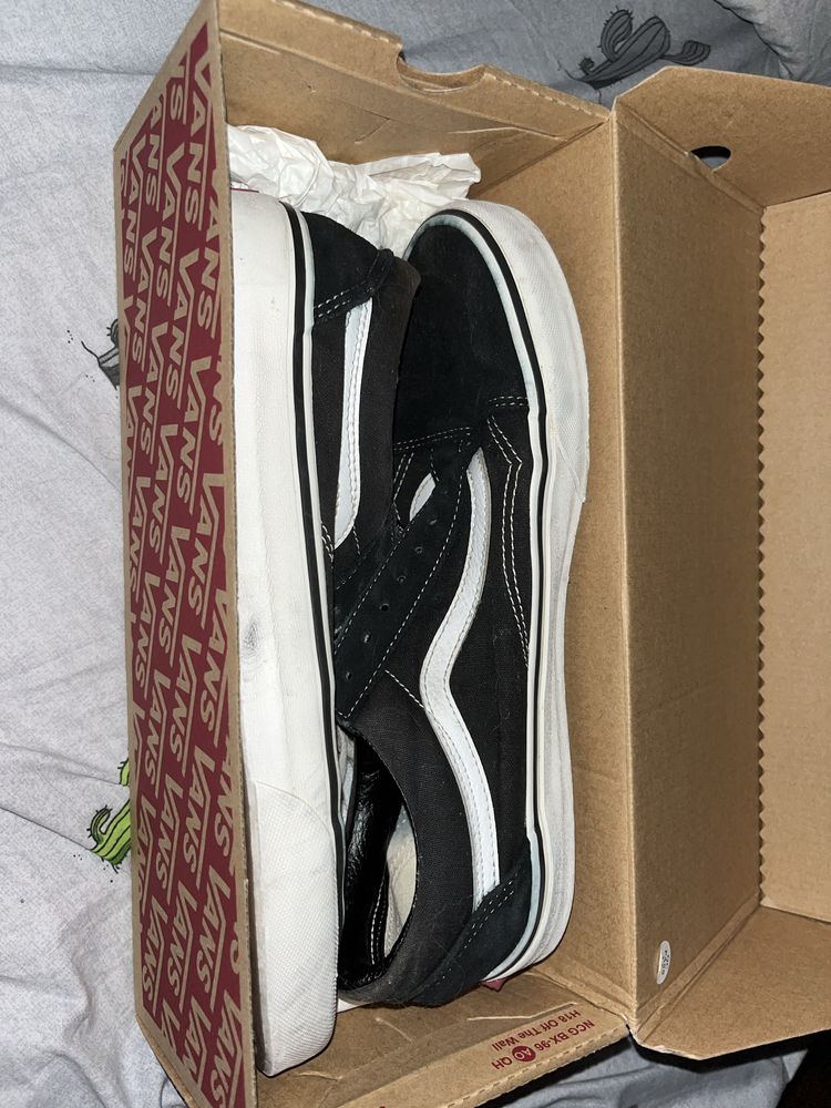 Кросівки Vans Old Skool Black/White