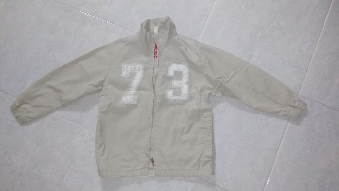 Impermeável corta-vento da marca Timberland