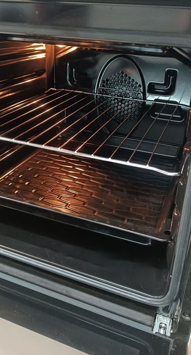 Плита Amica 57GES3.43HZpTaDNA, газ, електро, комбінована, дешева