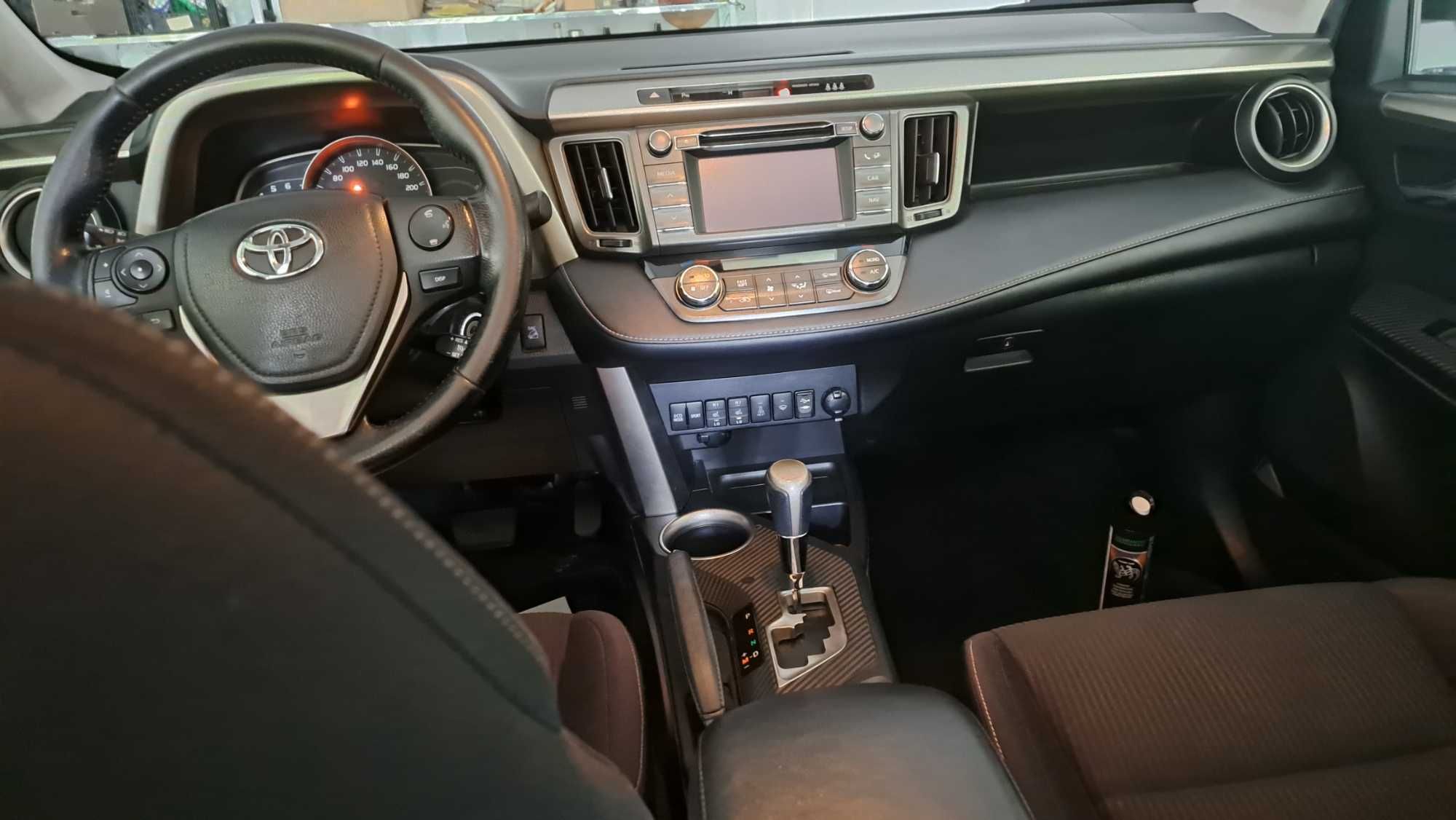 Продам автомобіль TOYOTA RAV