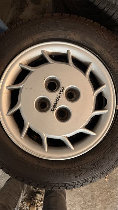 Kola stalowe opony idealny stan ! Kolpaki ! Polonez , 125p