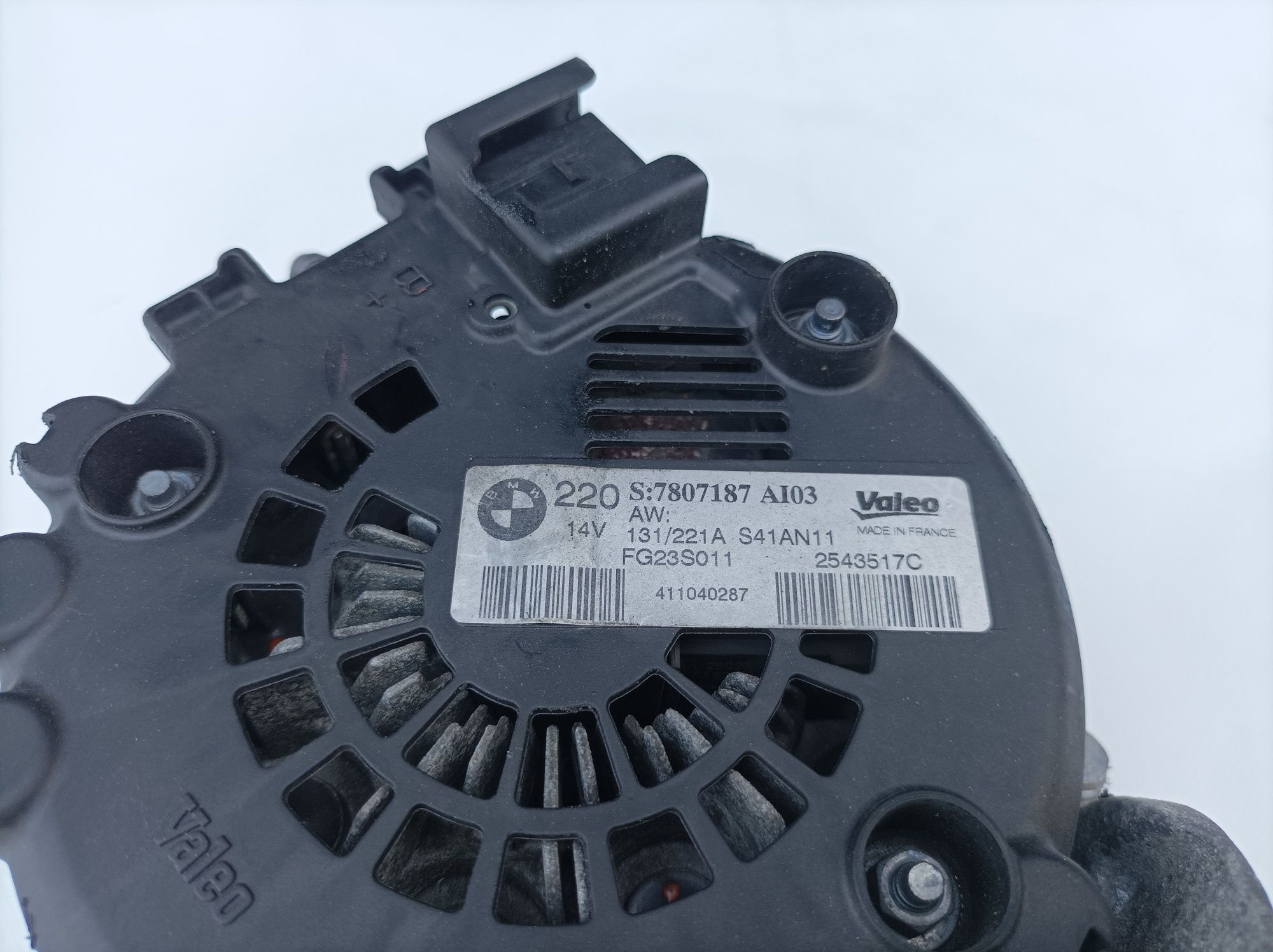 BMW alternator silnika 3.0d N57D30A F01 F10 e70 e71 F07