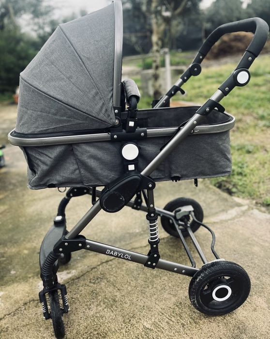 Carrinho trio de bebé