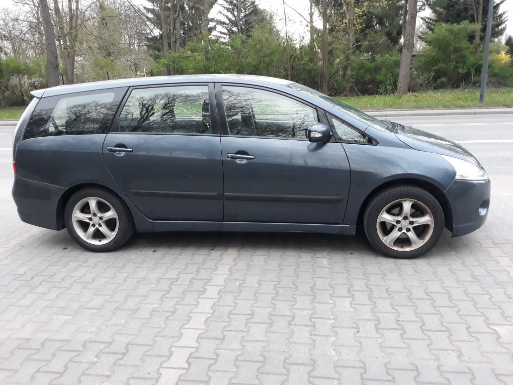 Mitsubishi Grandis 2.0 diesel 7 osobowy