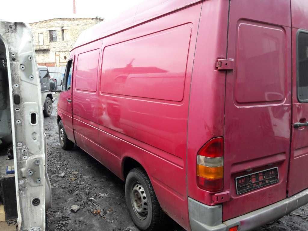 Разборка Mercedes Sprinter W903 Розбірка спрінтер Розборка кузов фара