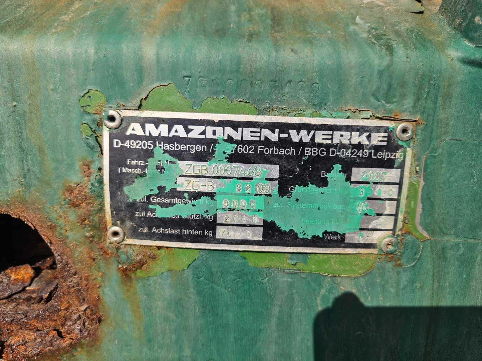Розкидач добрив Amazone ZGВ-8200