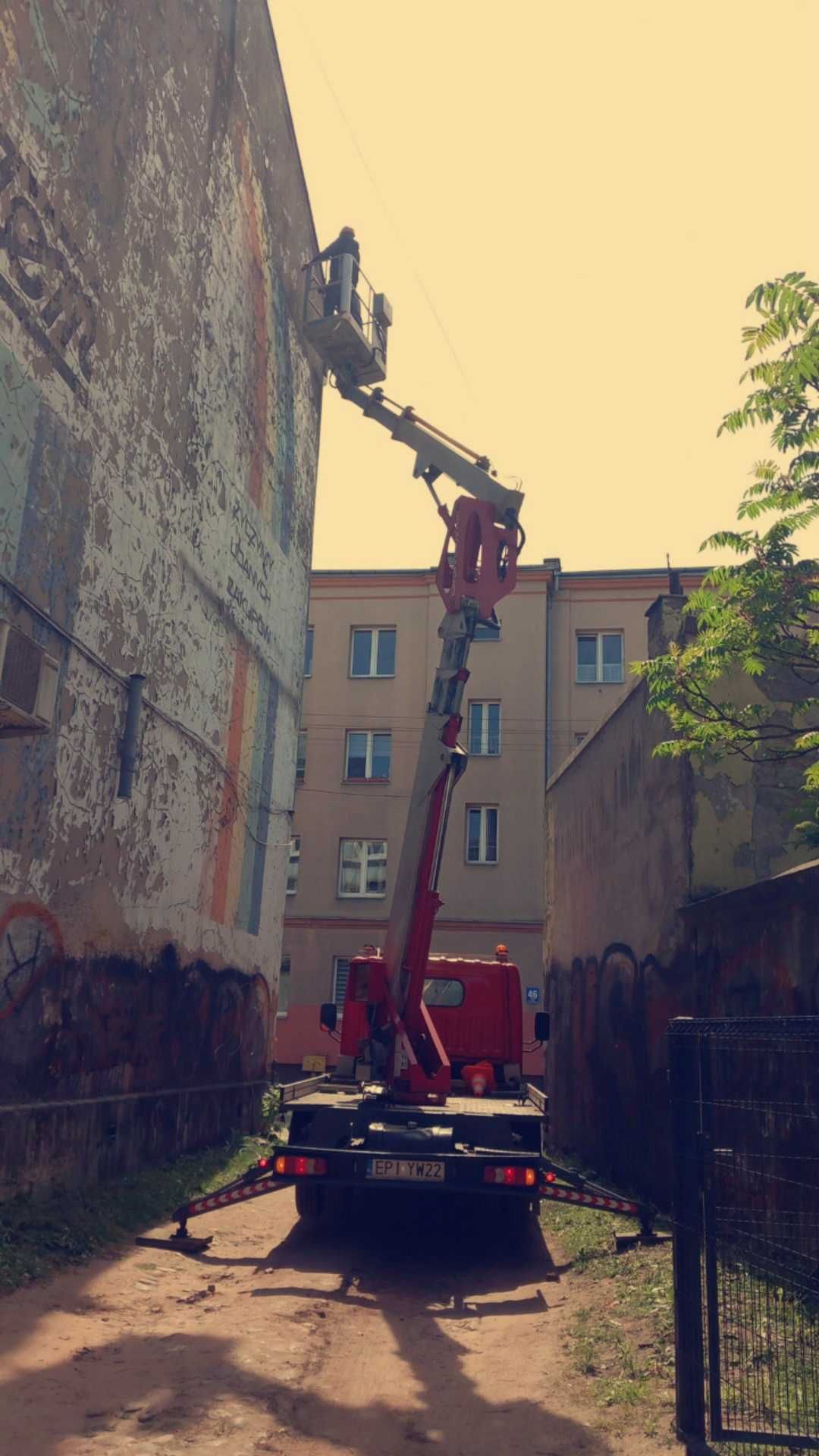 Usługi/wynajem [Do 26 metrów] zwyżka podnośnik koszowy z operatorem :D