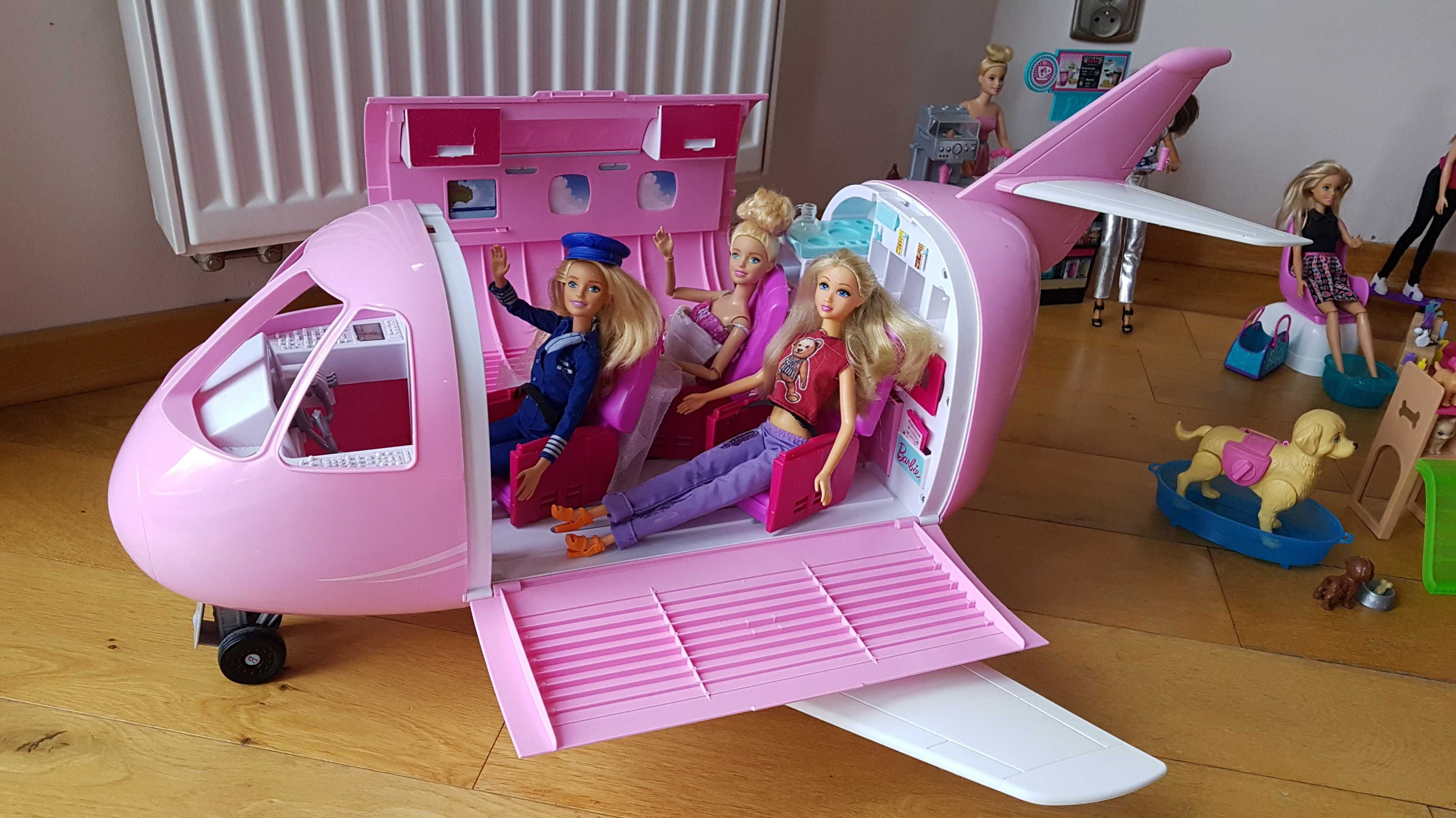 Dom lalki Barbie Dreamhouse, samolot, karetka, auto, cukiernia i in.