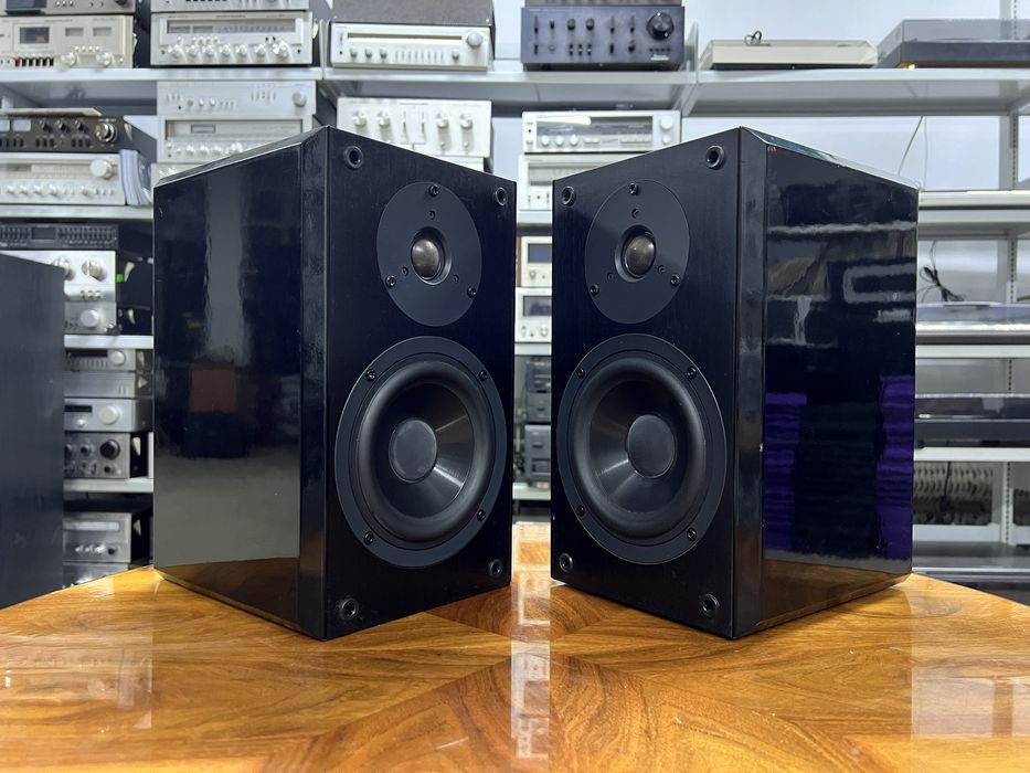 Kolumny podstawkowe Yamaha NX-E100, Audio Room