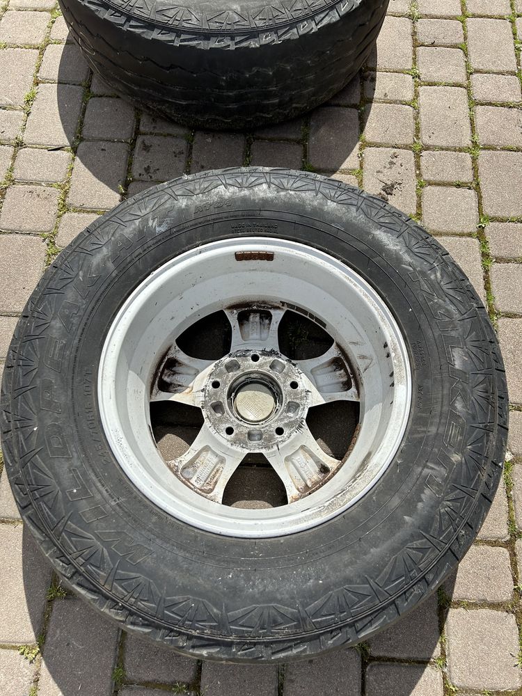 2 колеса з Kia Sorento Wildpeak 4716 245/70R16