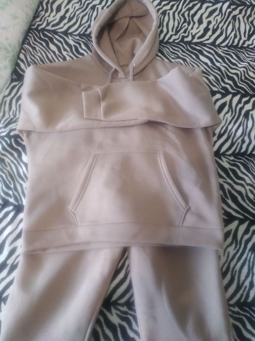 Продам жіночий костюм