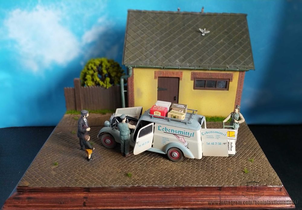 Diorama - modelo vintage em escala 1:35 - Mercedes Benz 170 V