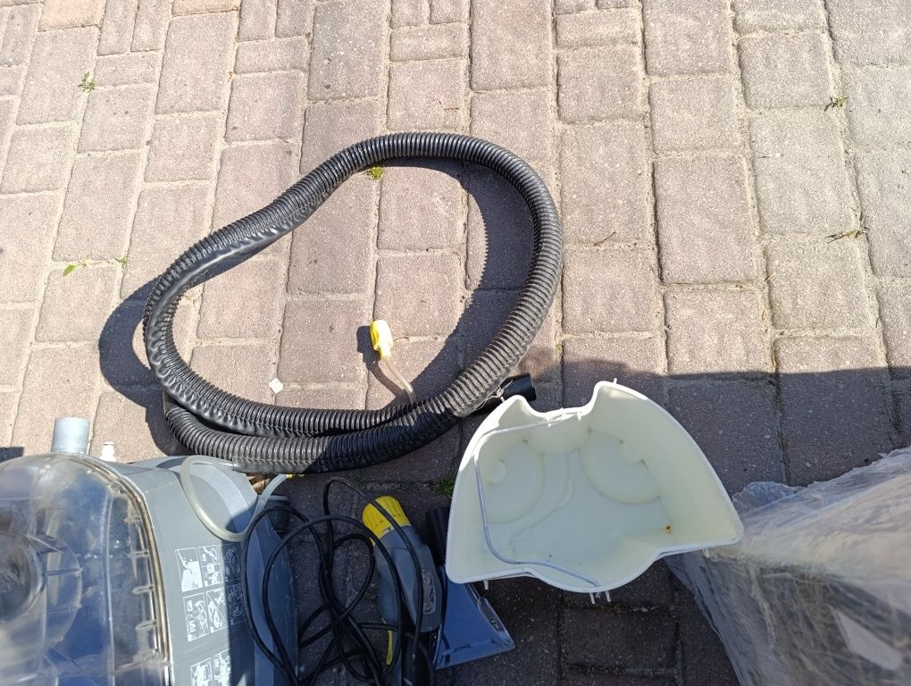 Odkurzacz Karcher Puzzi 8/1